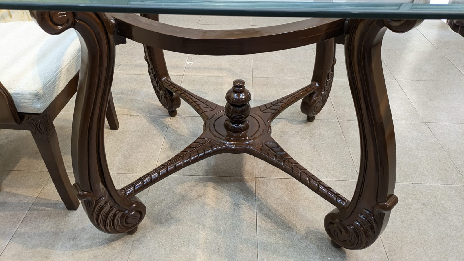Premium Solid Sheesham Wood 4 Seater Dining Table