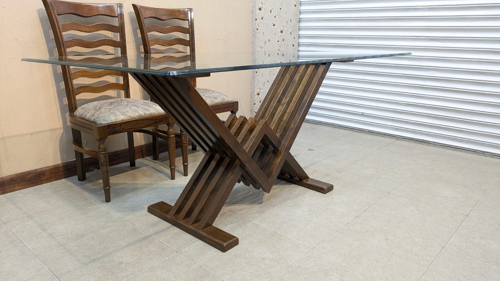 Solid Sheesham Wood 6 Seater Dining Table