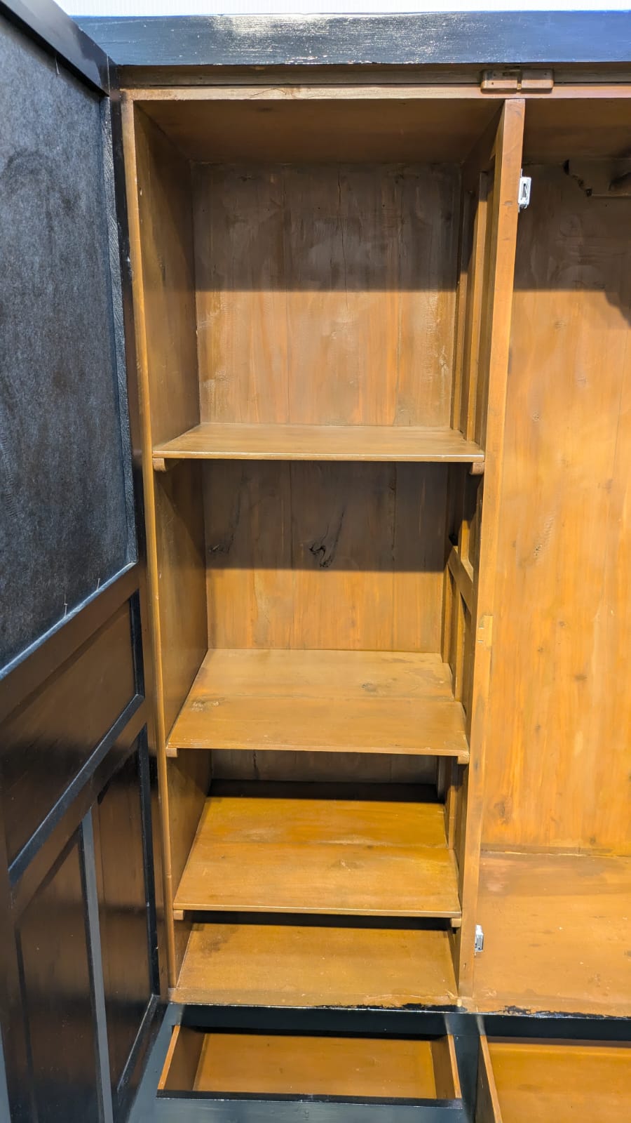 Solid Diyar Wood 2 Door Almirah