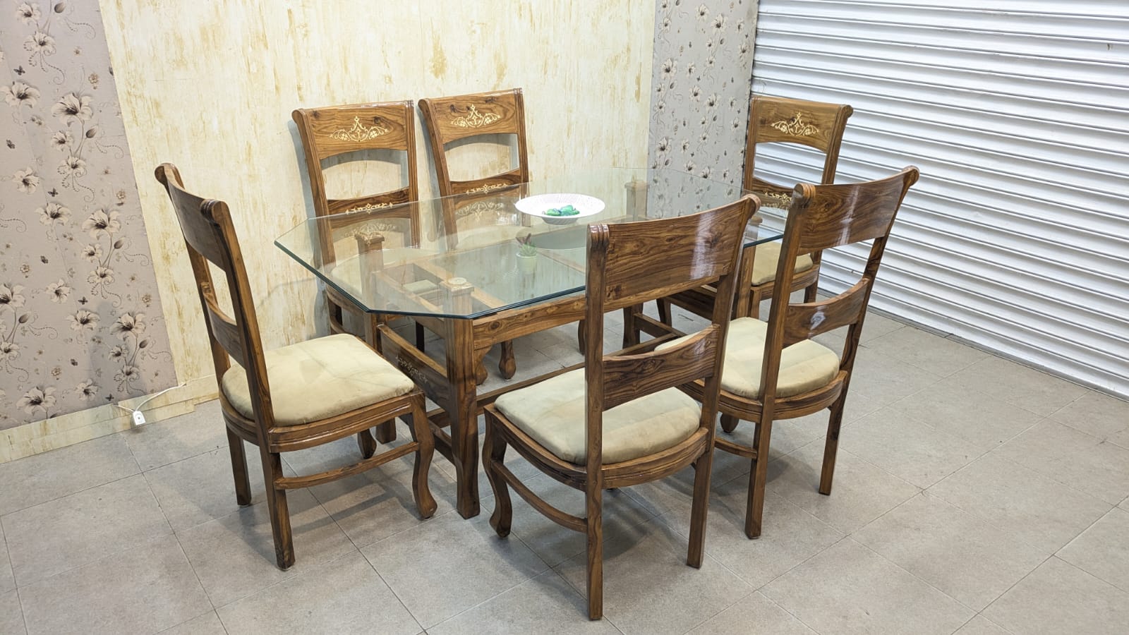 Solid Sheesham Wood 6 Seater Dining Table