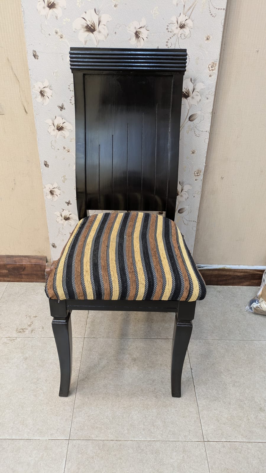 Imported 6 Seater Extendable Dining Table