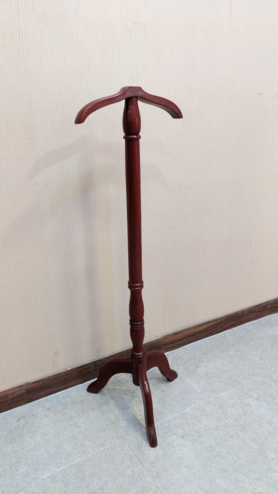 Solid Sheesham Wood Coat Hanger