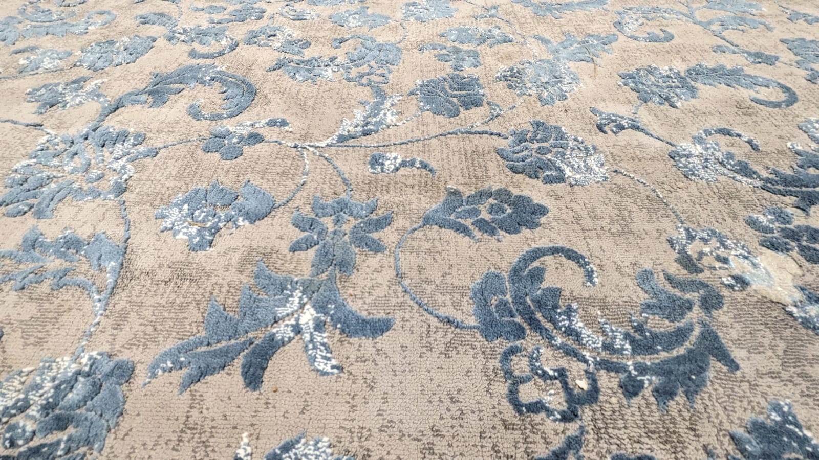 Machine Made Carpet