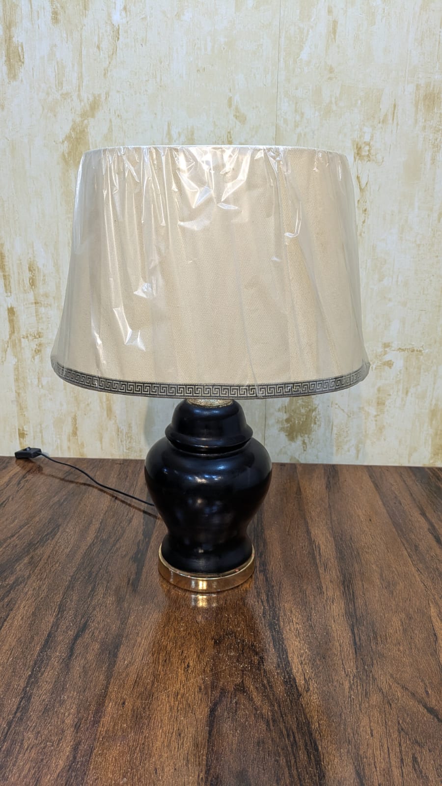 Imported Elegant Table lamp