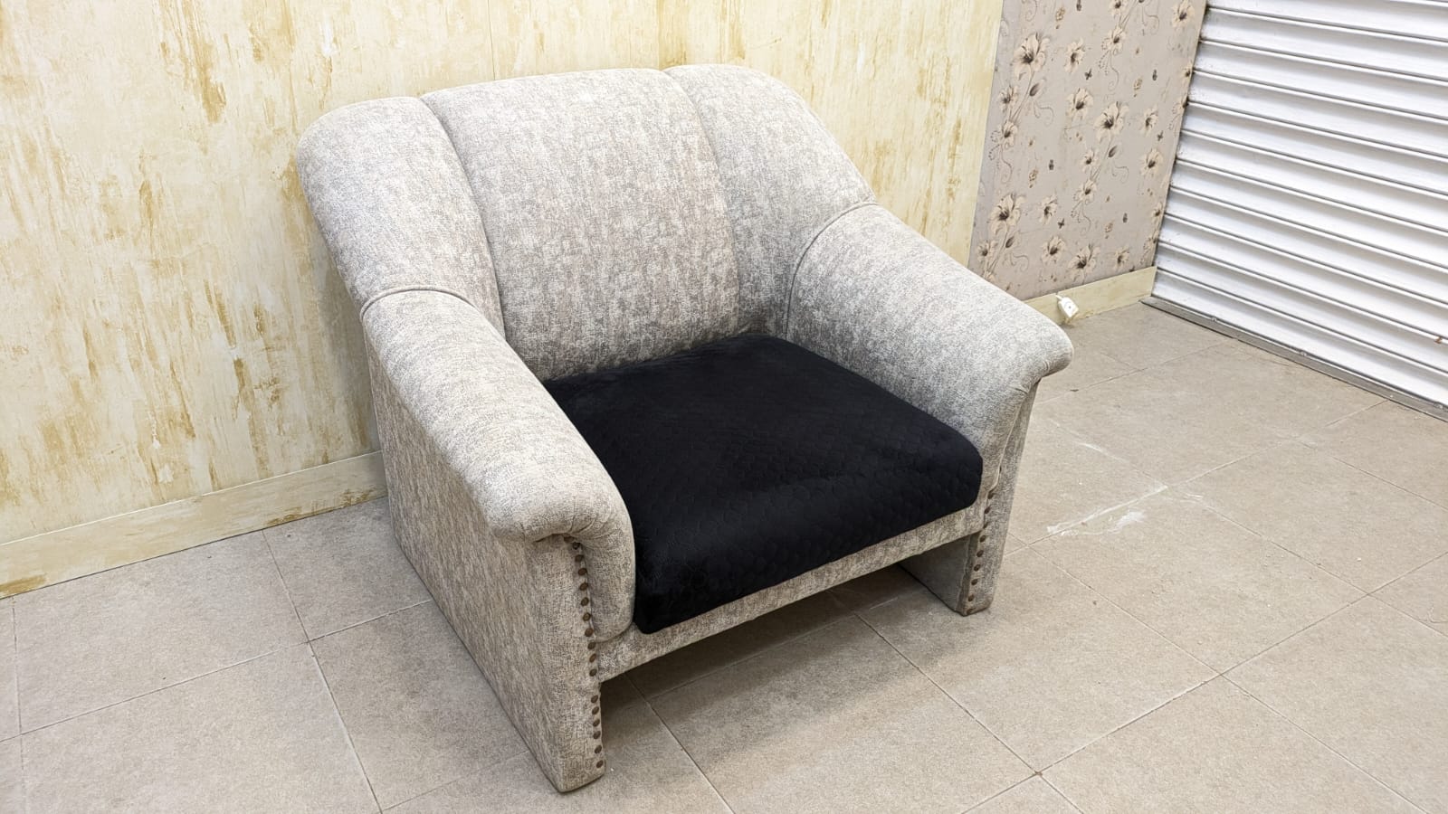 Single Seater Sofa