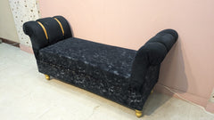 ELEGANT SETTEE WITH 2 MATCHING OTTOMANS