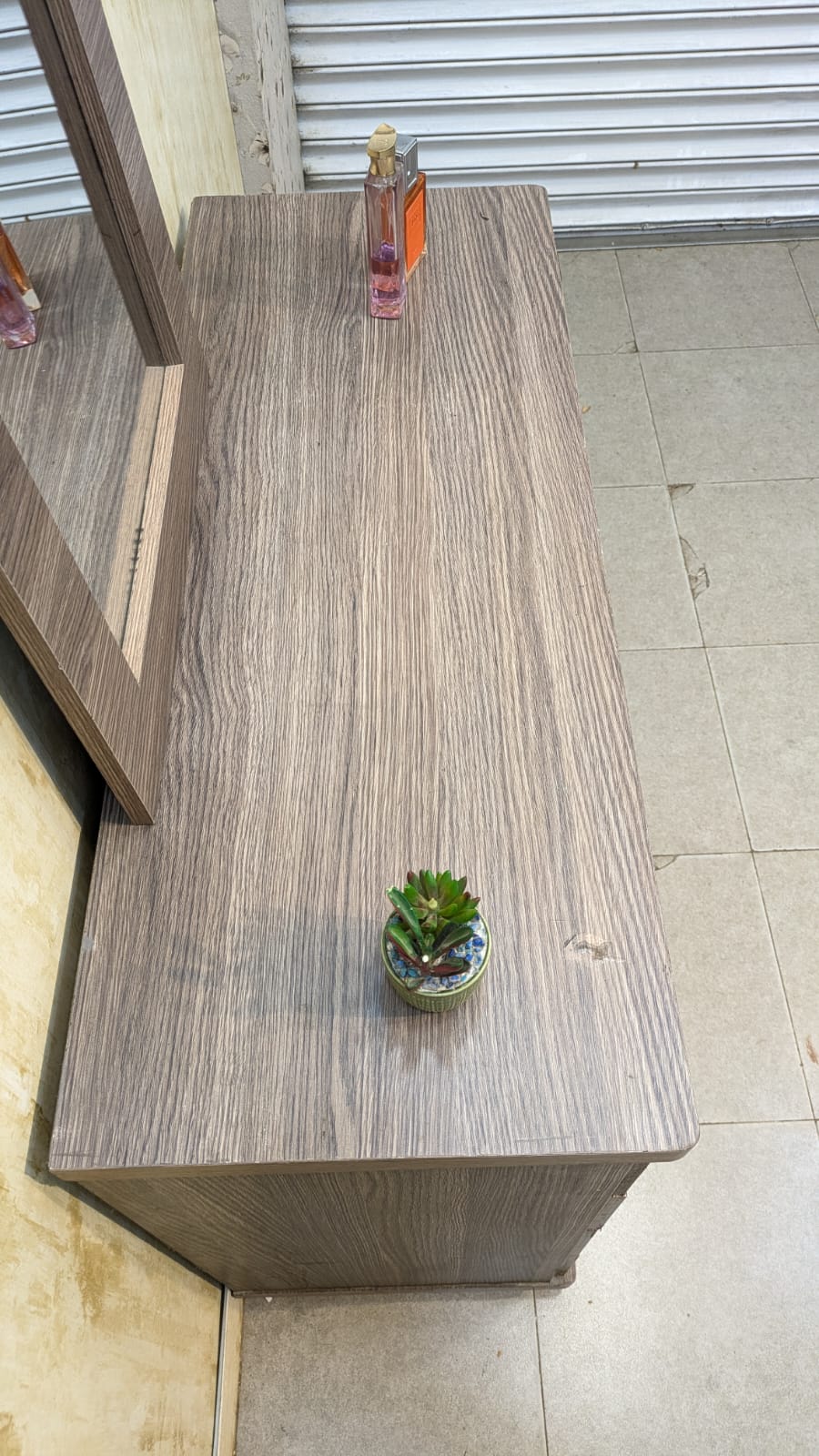 Console With Wall Mounted Mirror