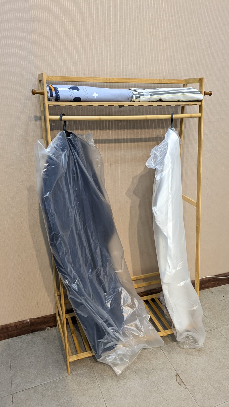 Imported Clothes Hanging Rack