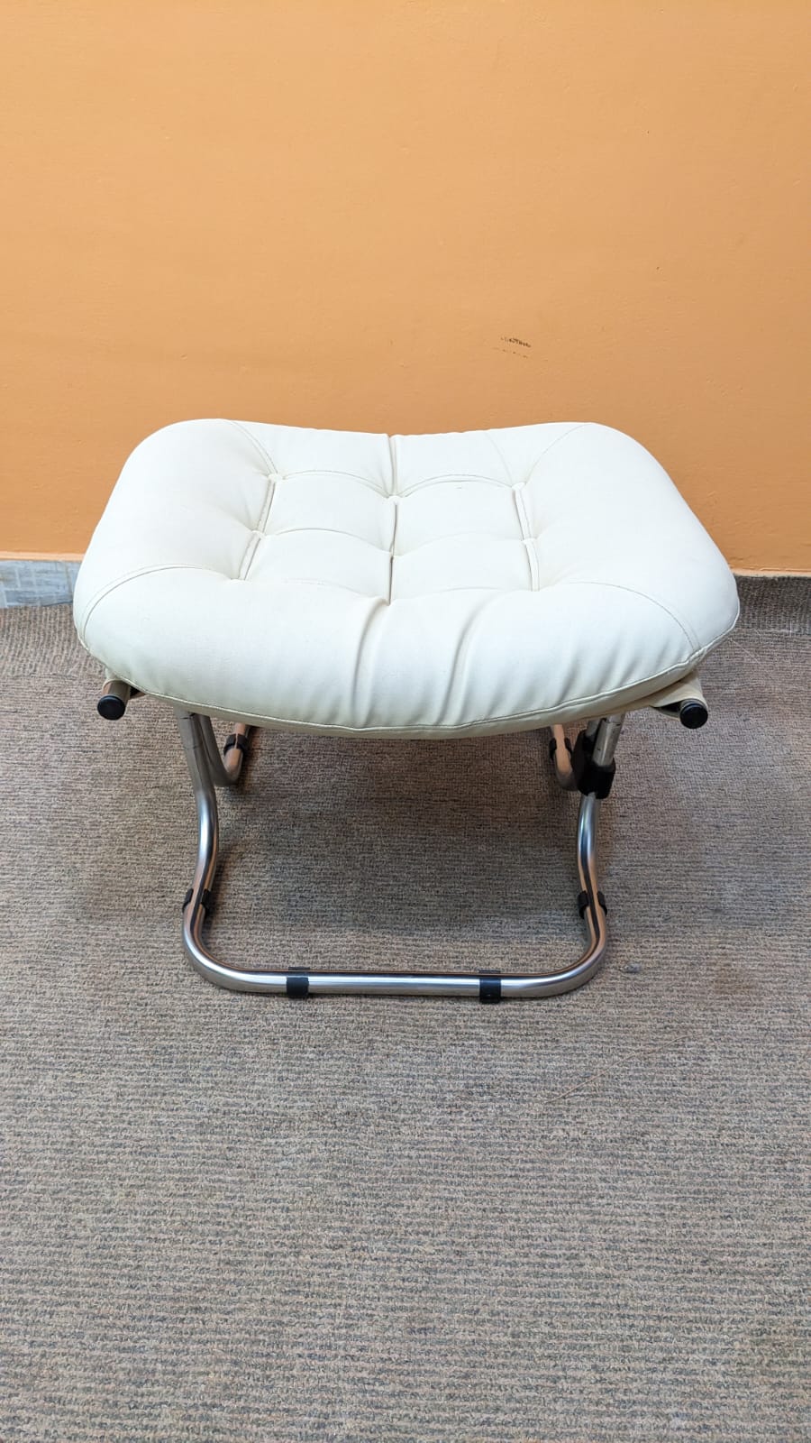 ✨ Imported Vintage ✨ Reclining Chair with Footrest