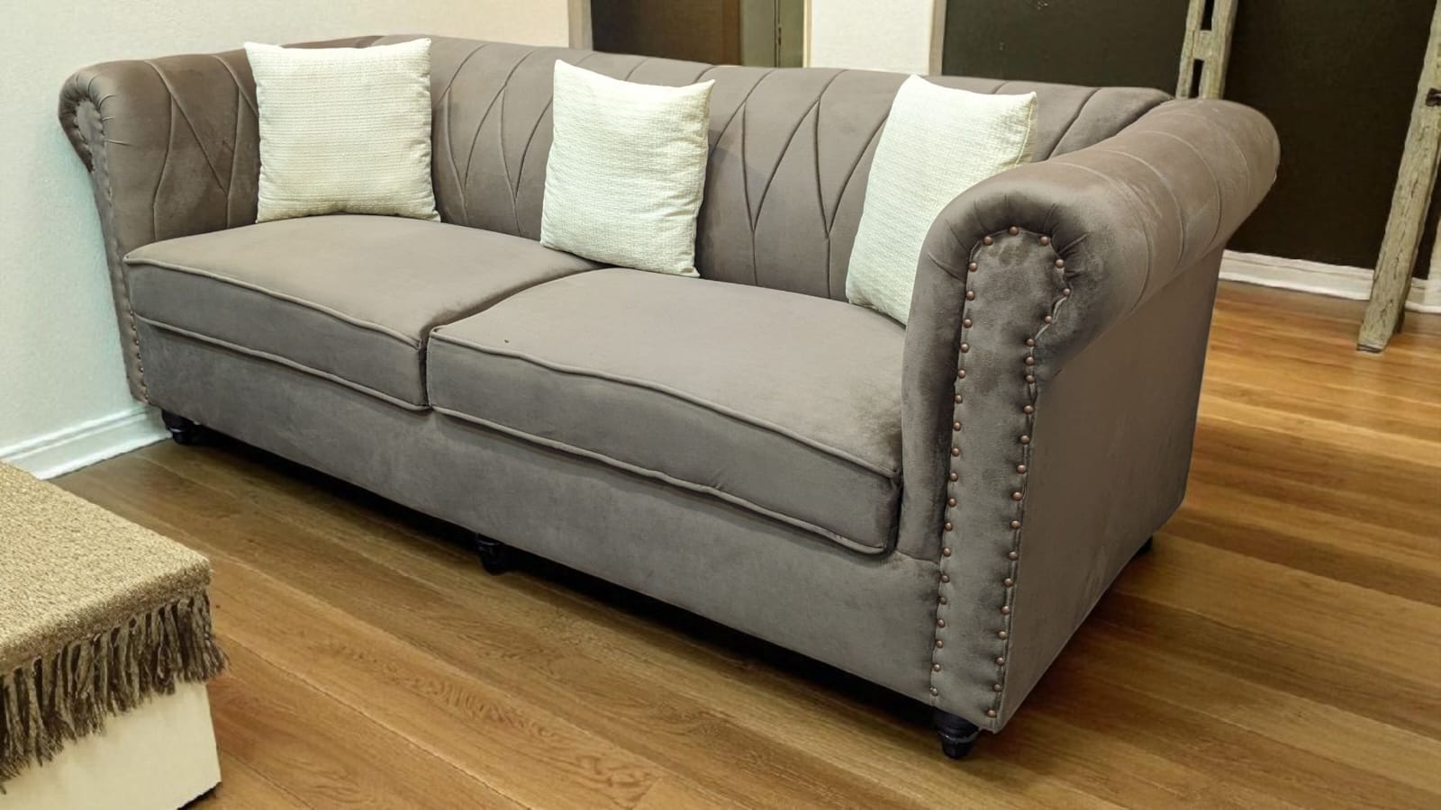 4 Seater Sofa Set