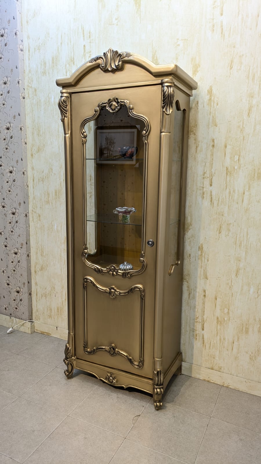 Brand New Unused Crockery Divider