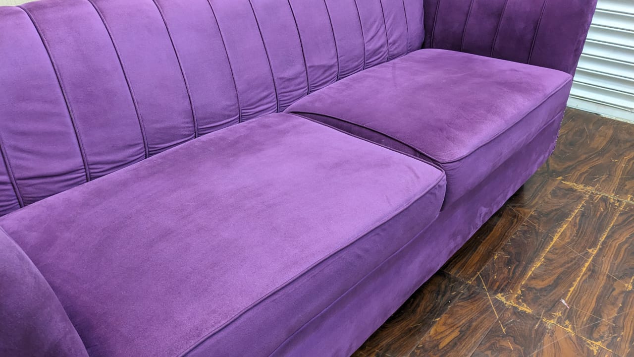 5 Seater Sofa Set with Center Table