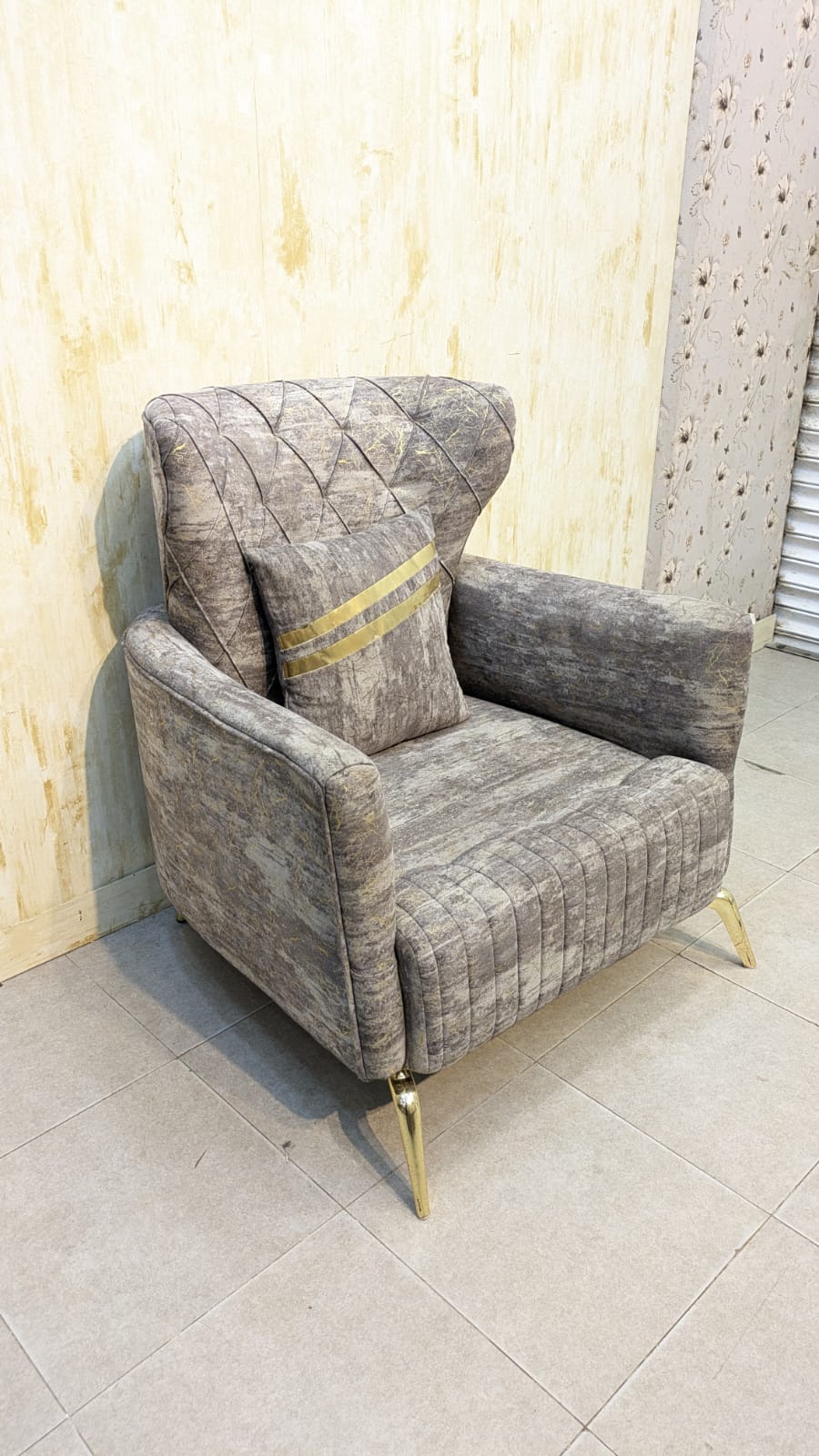 Turkish Design 7 Seater Sofa Set with Center Table