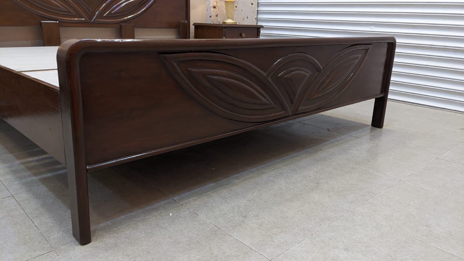 Double Bed with 2 Side Tables