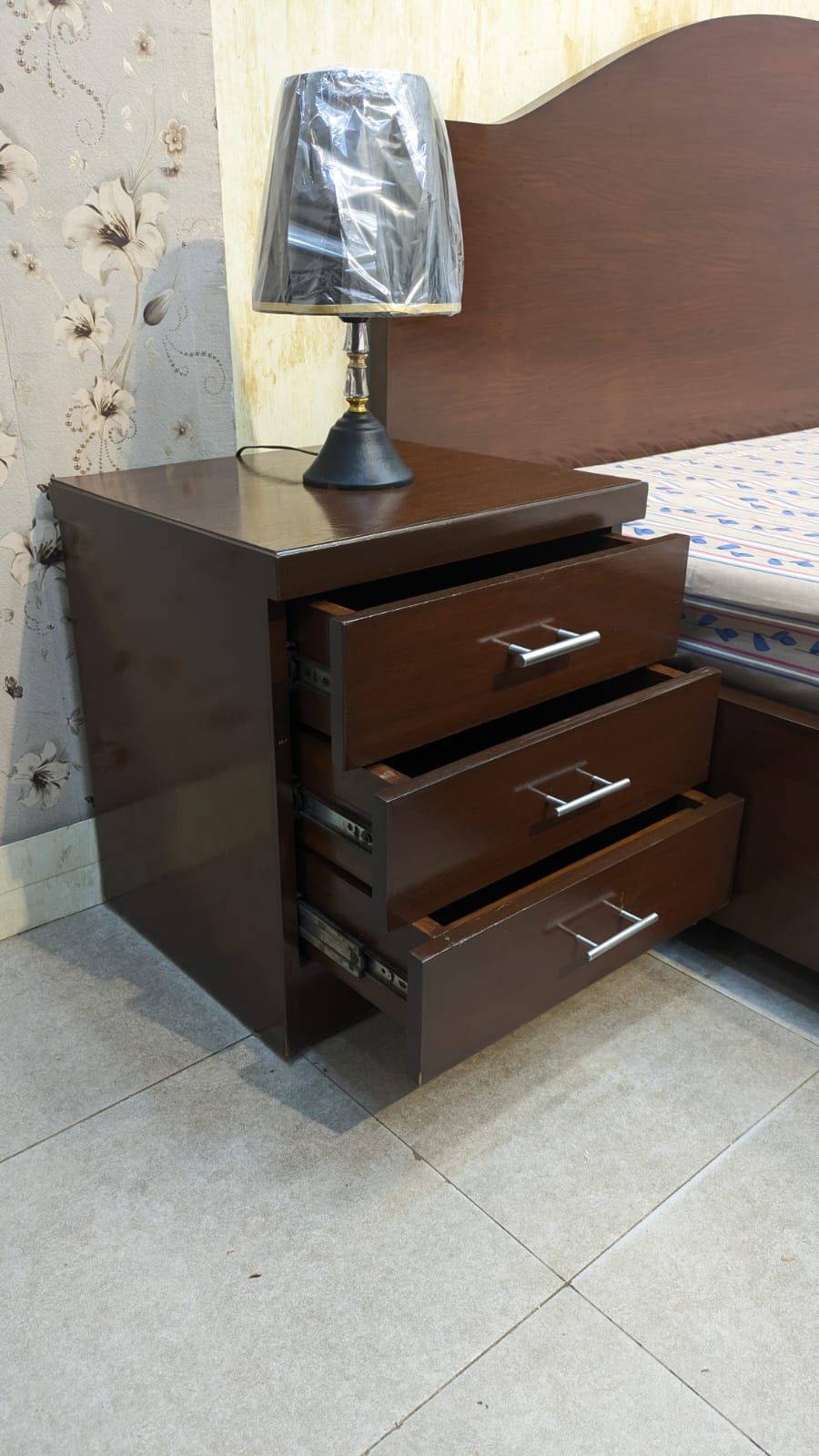 King size bed set
