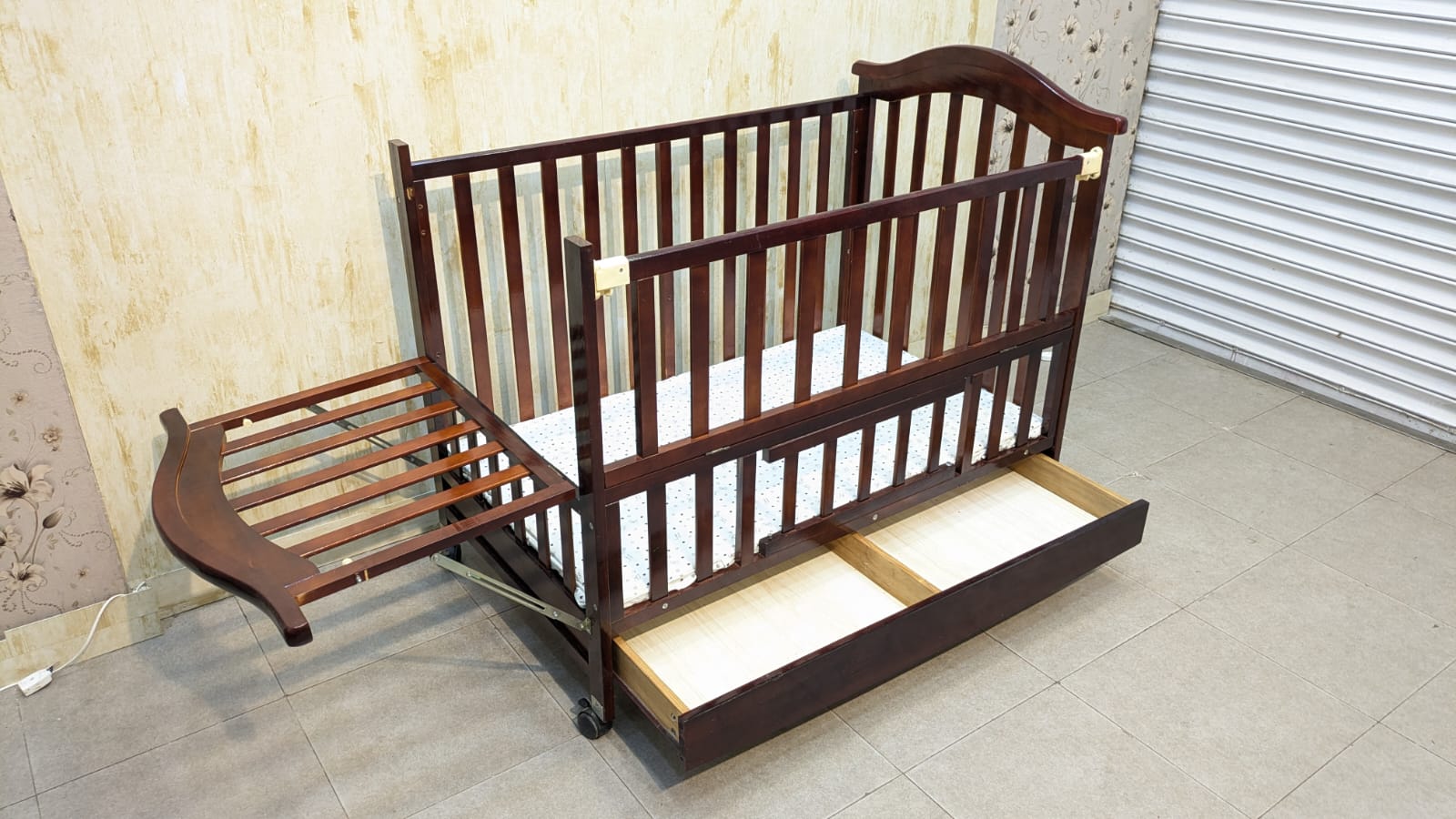 Imported Babies World Baby Cot with Mattress