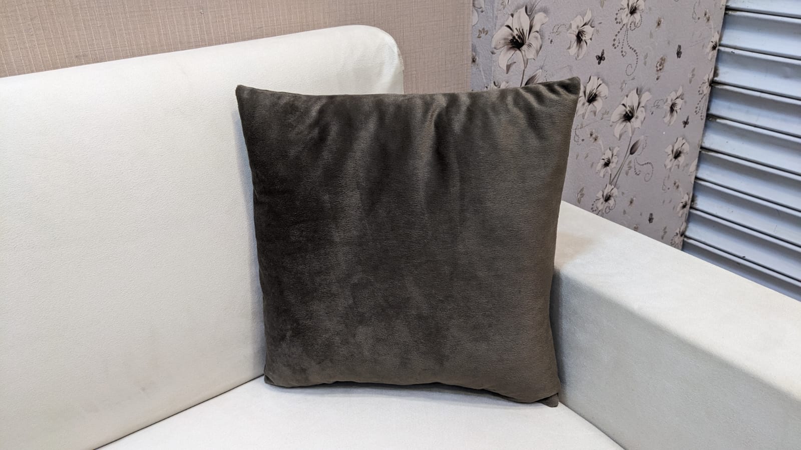 Modern Design 3 Seater Sofa