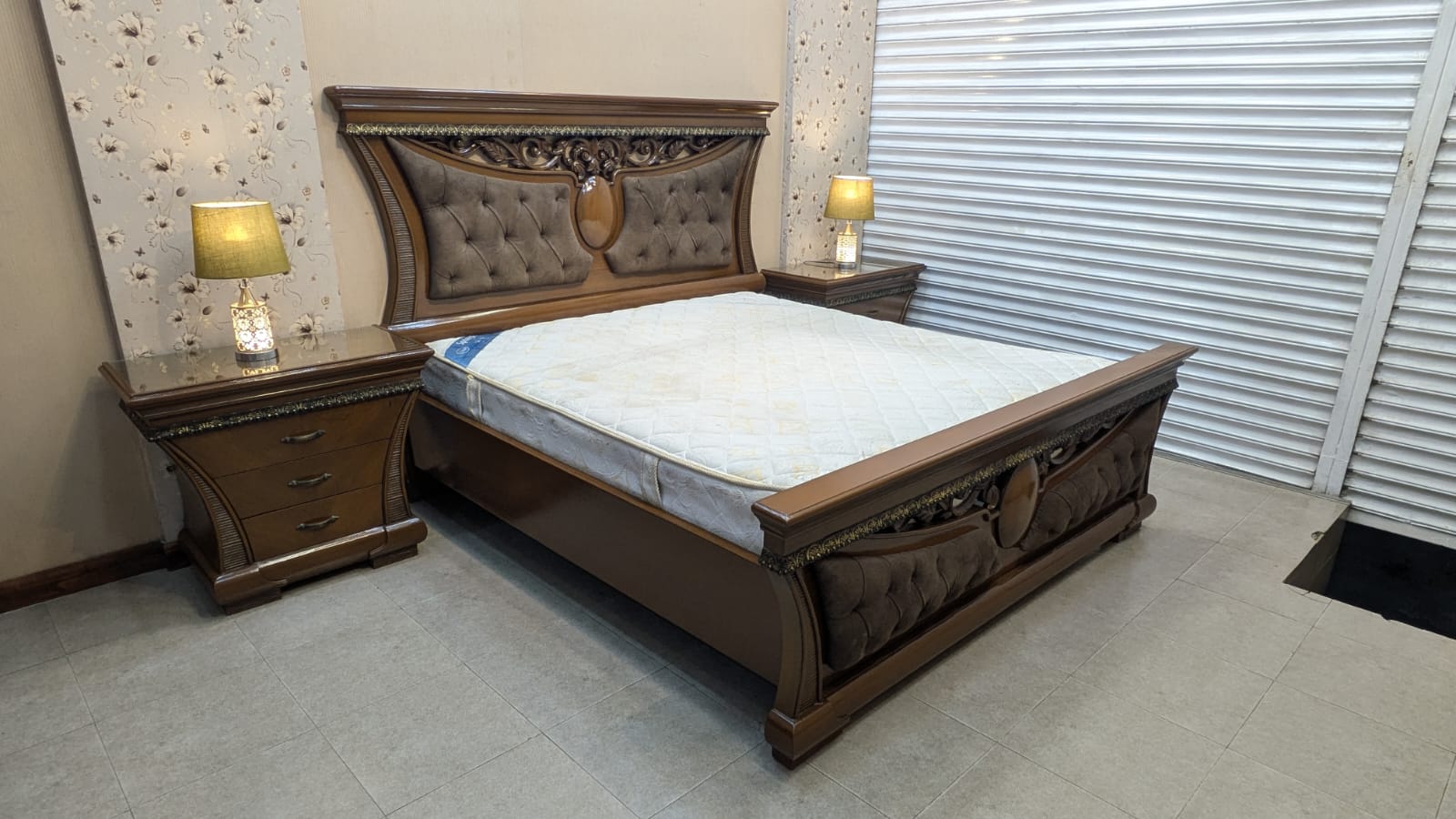 King Size Bed Set with Spring Air Mattress