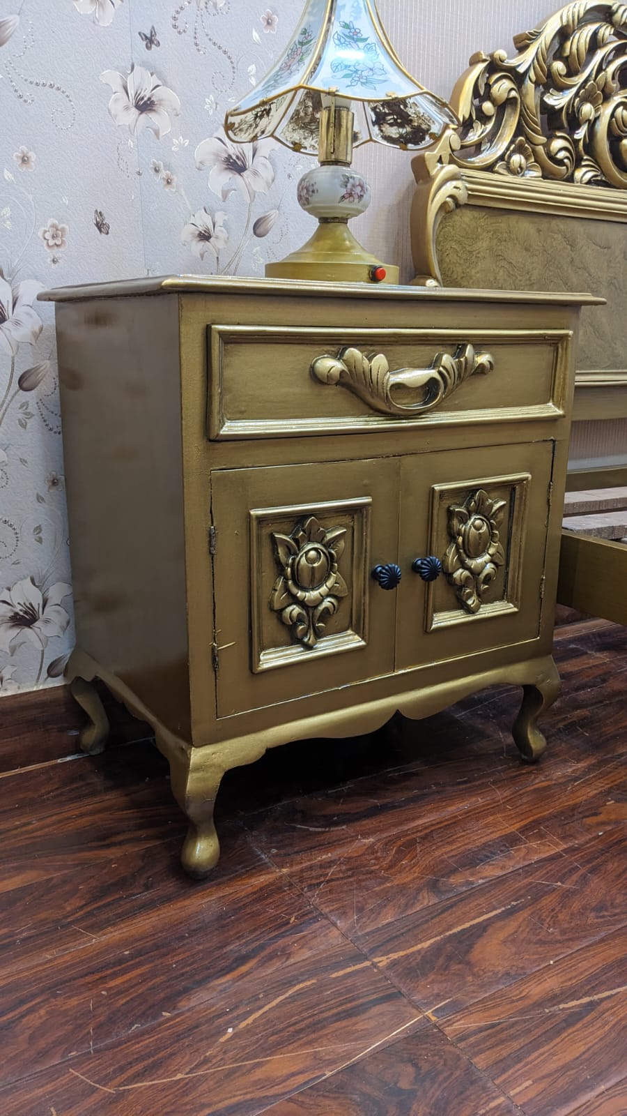 Solid Sheesham Wood Chinioti King Size Bed Set