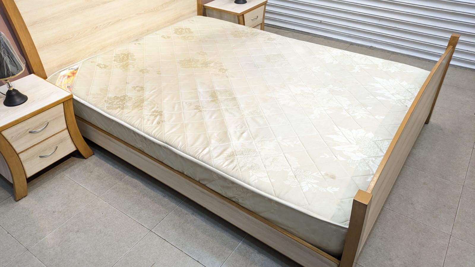 Queen Size Bed Set