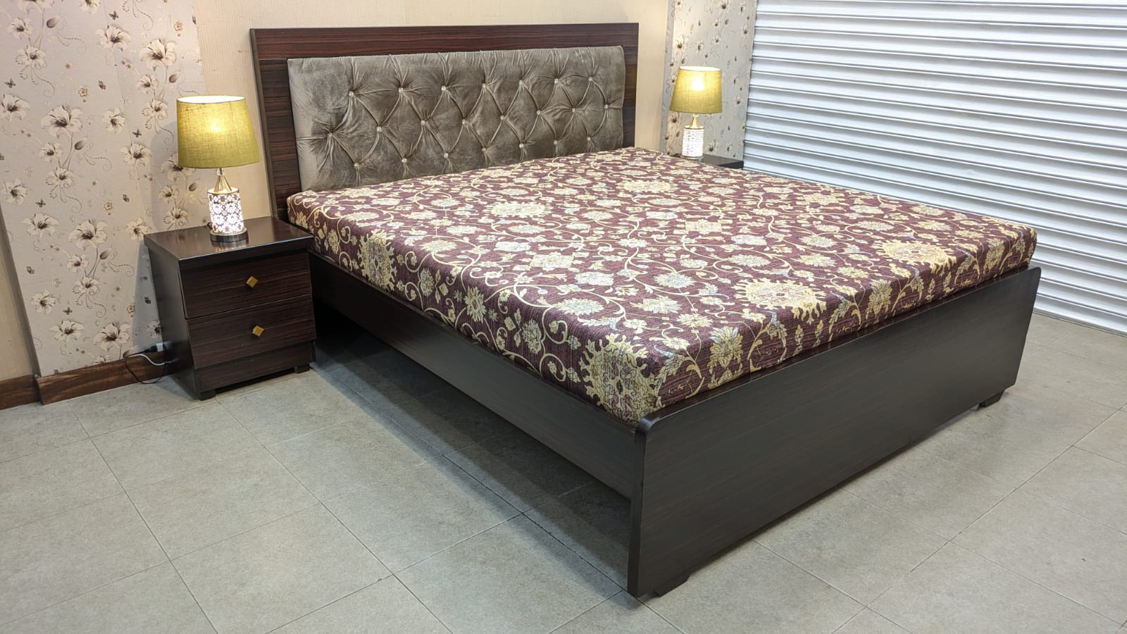 King Size Bed with 2 Side Tables