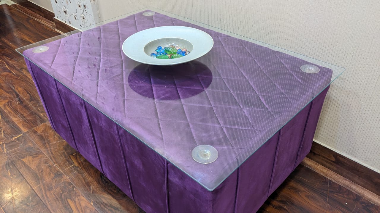 5 Seater Sofa Set with Center Table