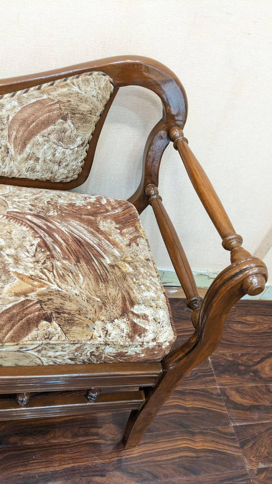 2 Seater Seattee