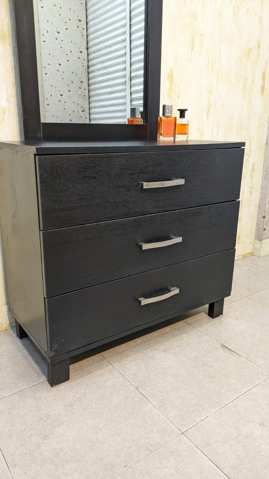 Habitt Carter King Size Bed With 2 Side Tables and Dressing Table