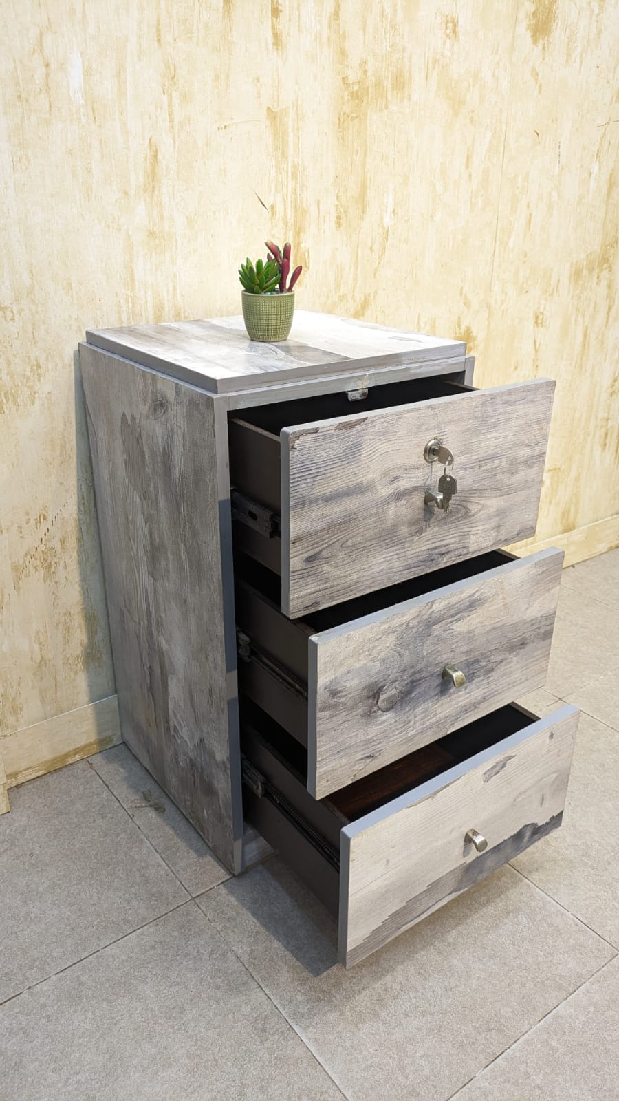 Pedastal drawer