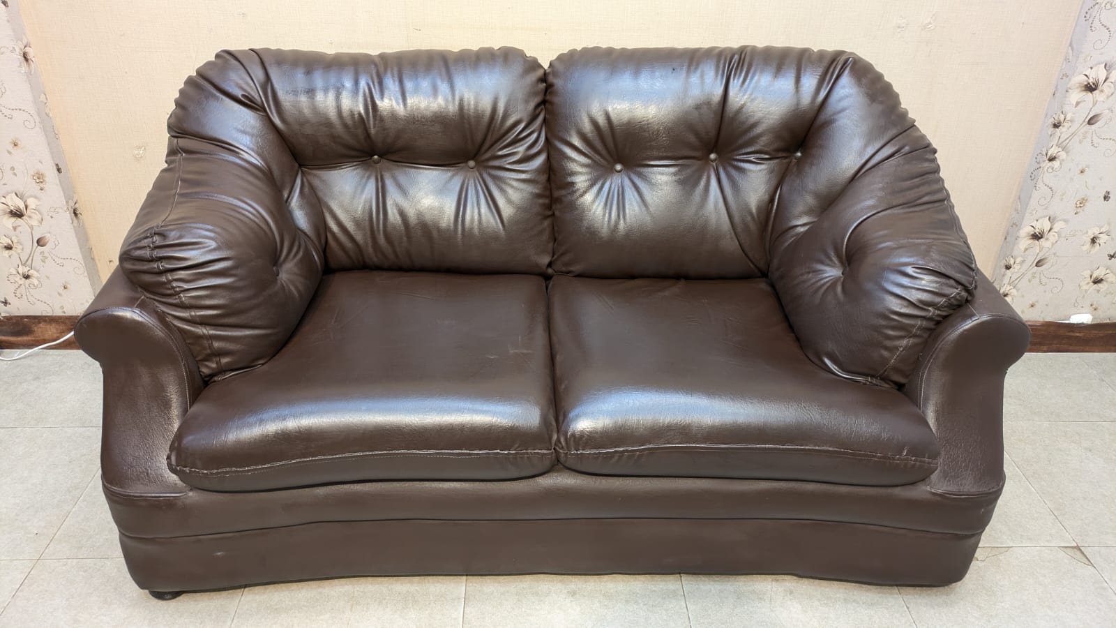 Comfortable 2 Seater Sofa