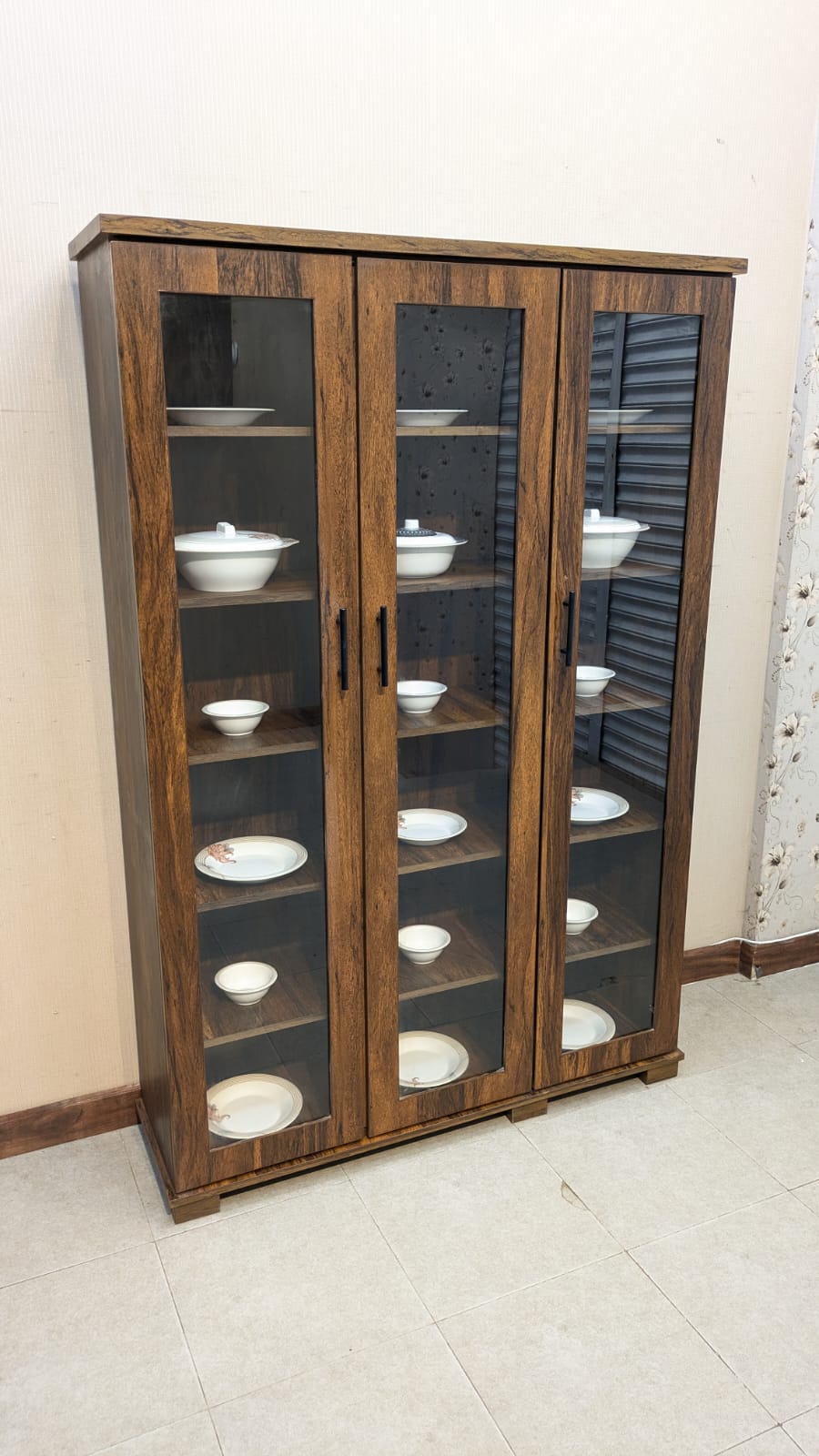 Brand New 3 Door Crockery Divider