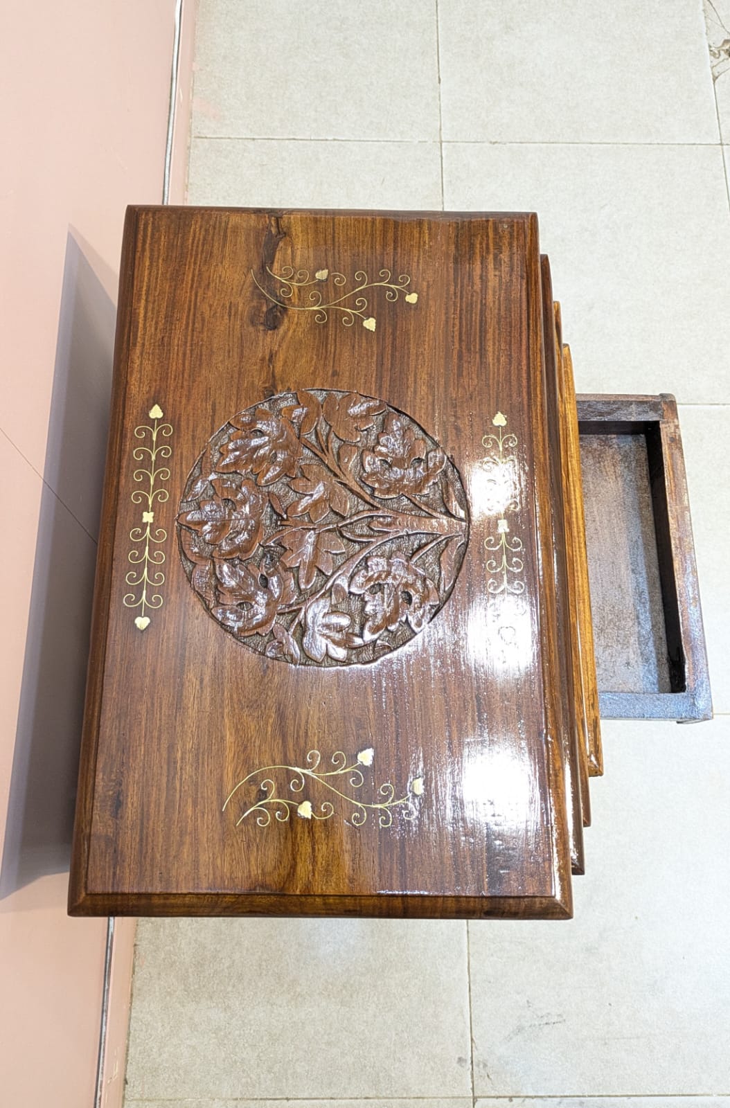 Brand New Unused Solid Sheesham Wood Nesting Table Set