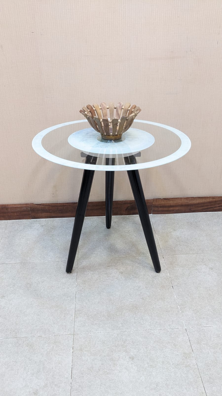 Rotating Top Corner Table