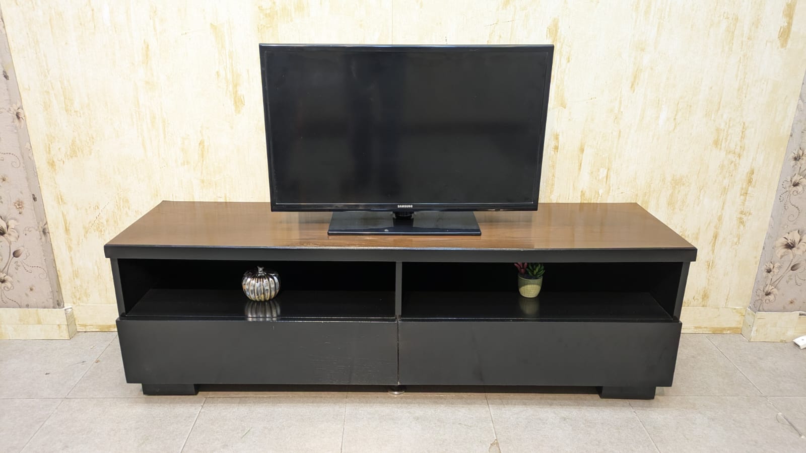 Modern Design LED Unit