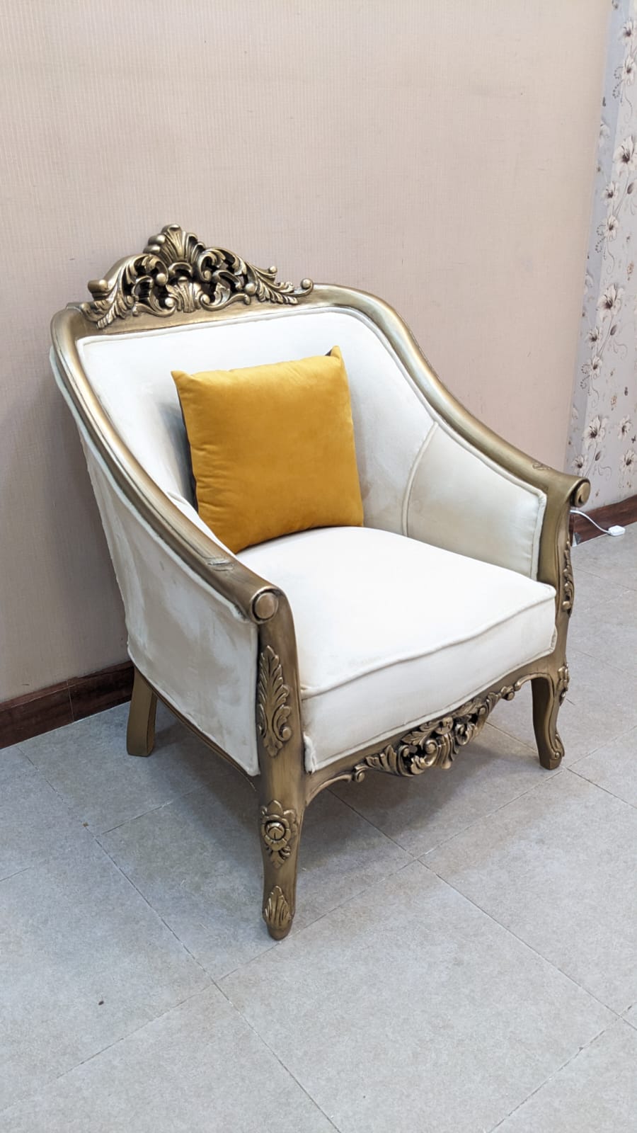 Solid Sheesham Wood 5 Seater Chinioti Sofa Set