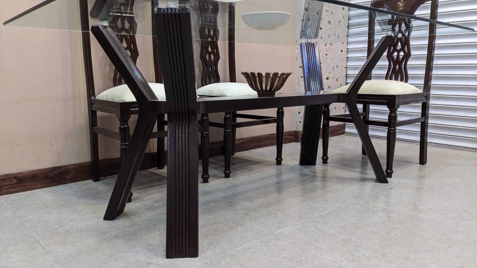 Solid Sheesham Wood 6 Seater Dining Table