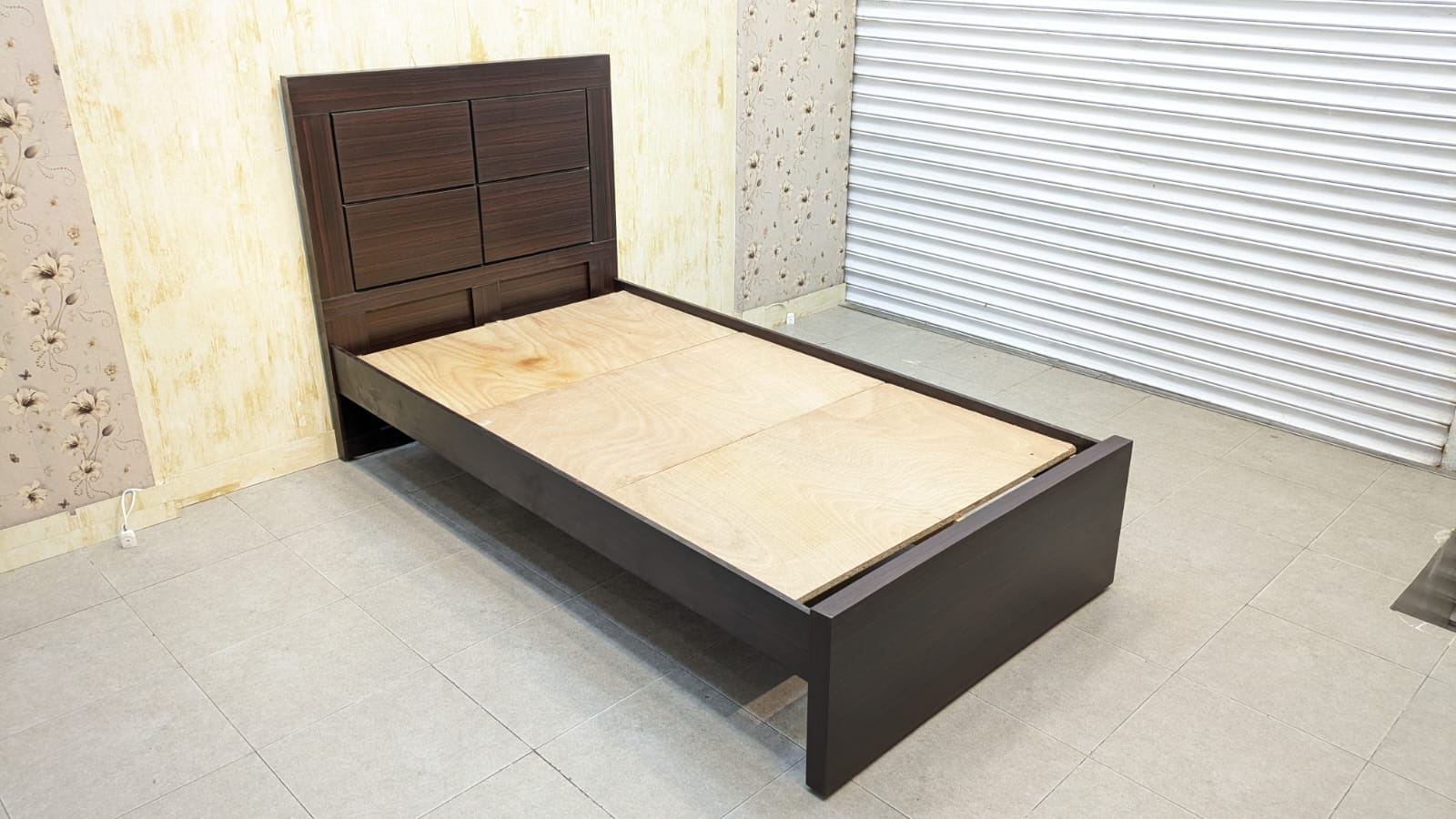 Single Bed with Mattress