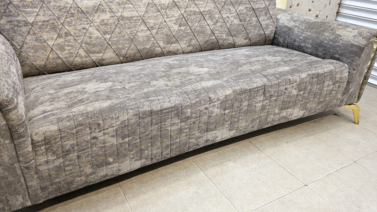 Turkish Design 7 Seater Sofa Set with Center Table