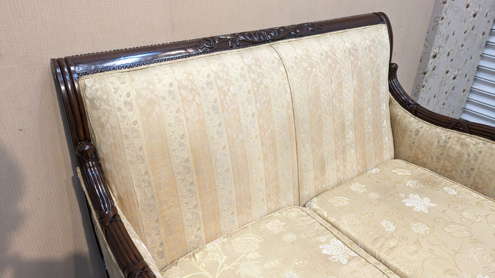 6 Seater Sofa Set with Center Table and 2 Side Tables Set