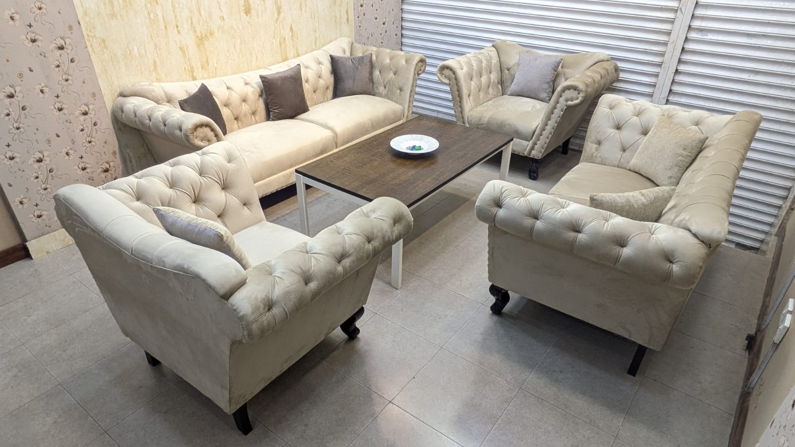 Comfortable 7 Seater Sofa Set