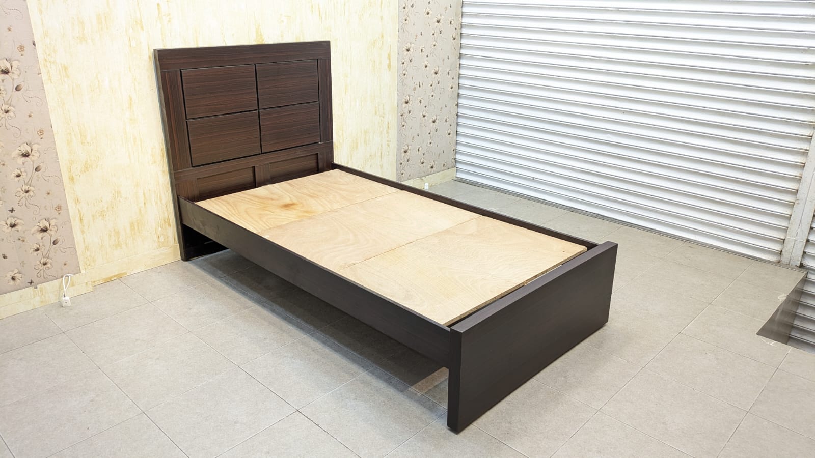Single Bed with Mattress