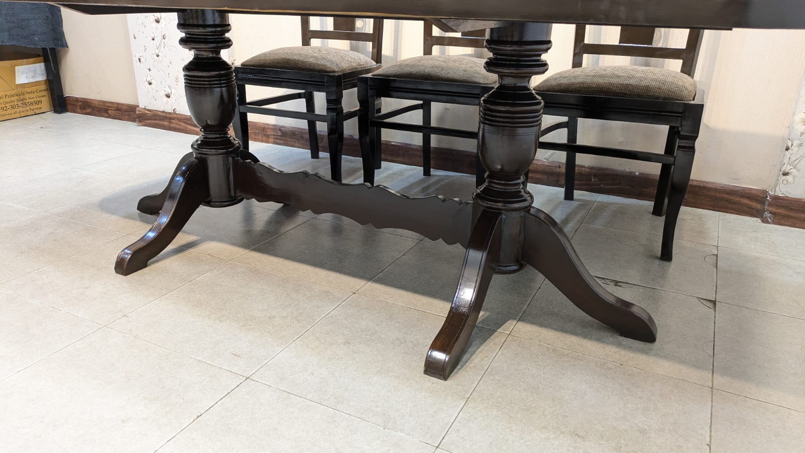 8 Seater Dining Table