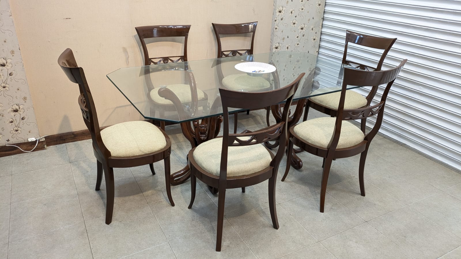 6 Seater Dining Table